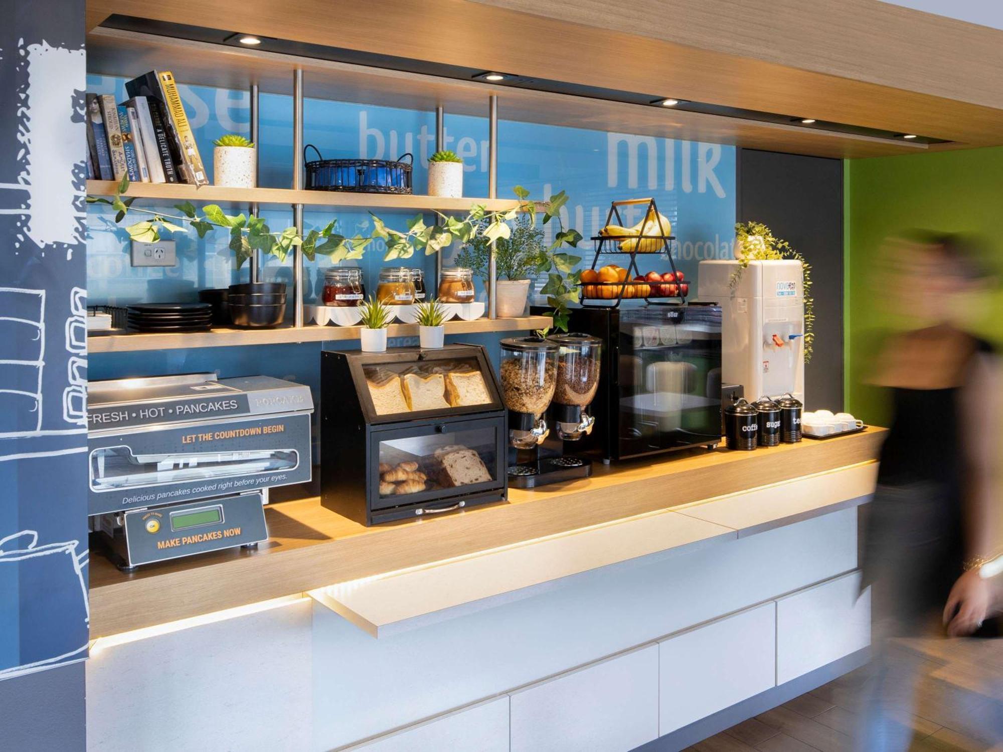 Ibis Budget - Casula Liverpool Esterno foto
