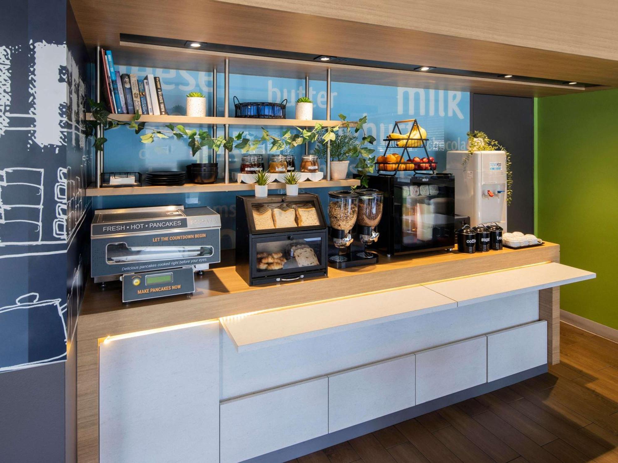 Ibis Budget - Casula Liverpool Esterno foto