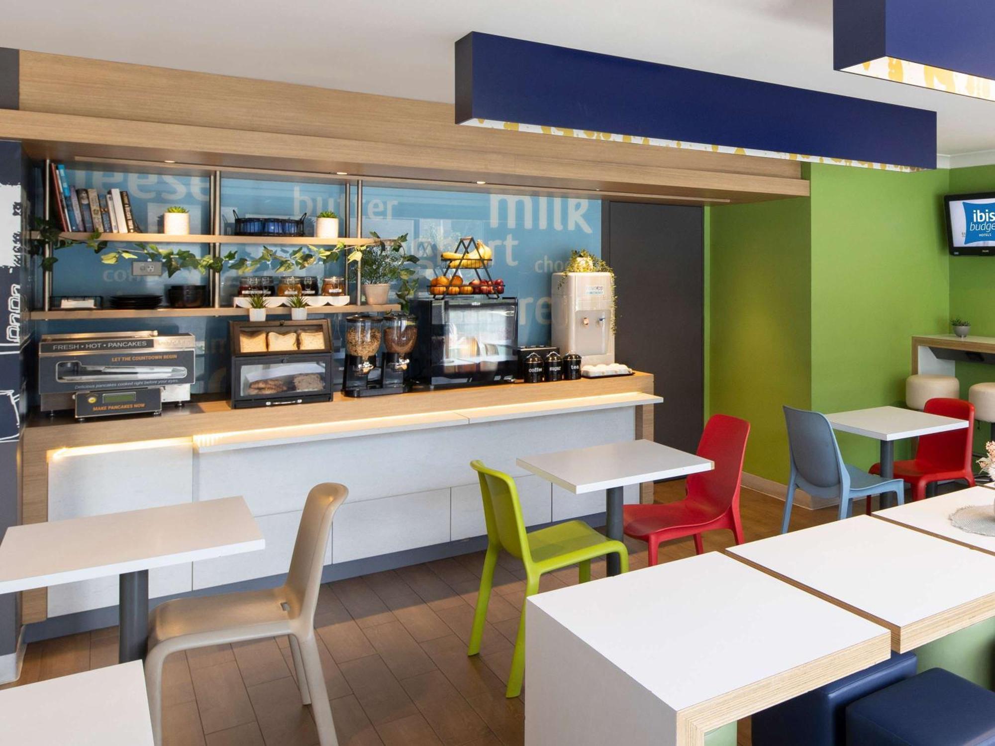 Ibis Budget - Casula Liverpool Esterno foto