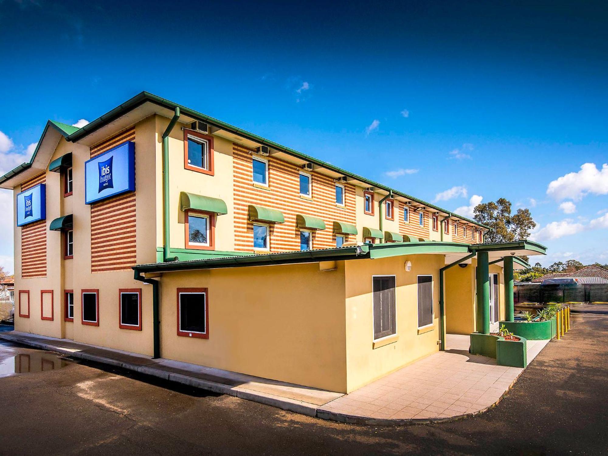 Ibis Budget - Casula Liverpool Esterno foto