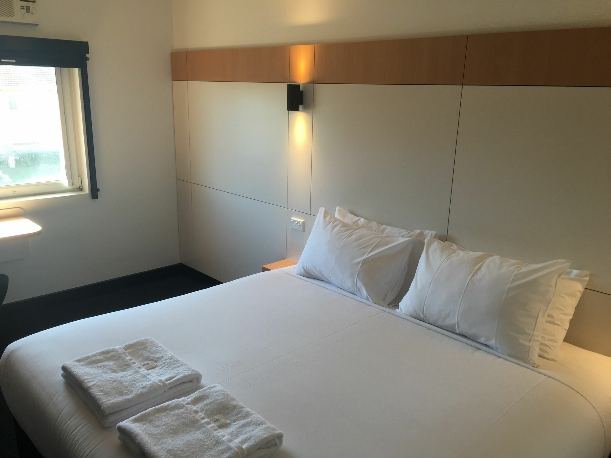 Ibis Budget - Casula Liverpool Esterno foto
