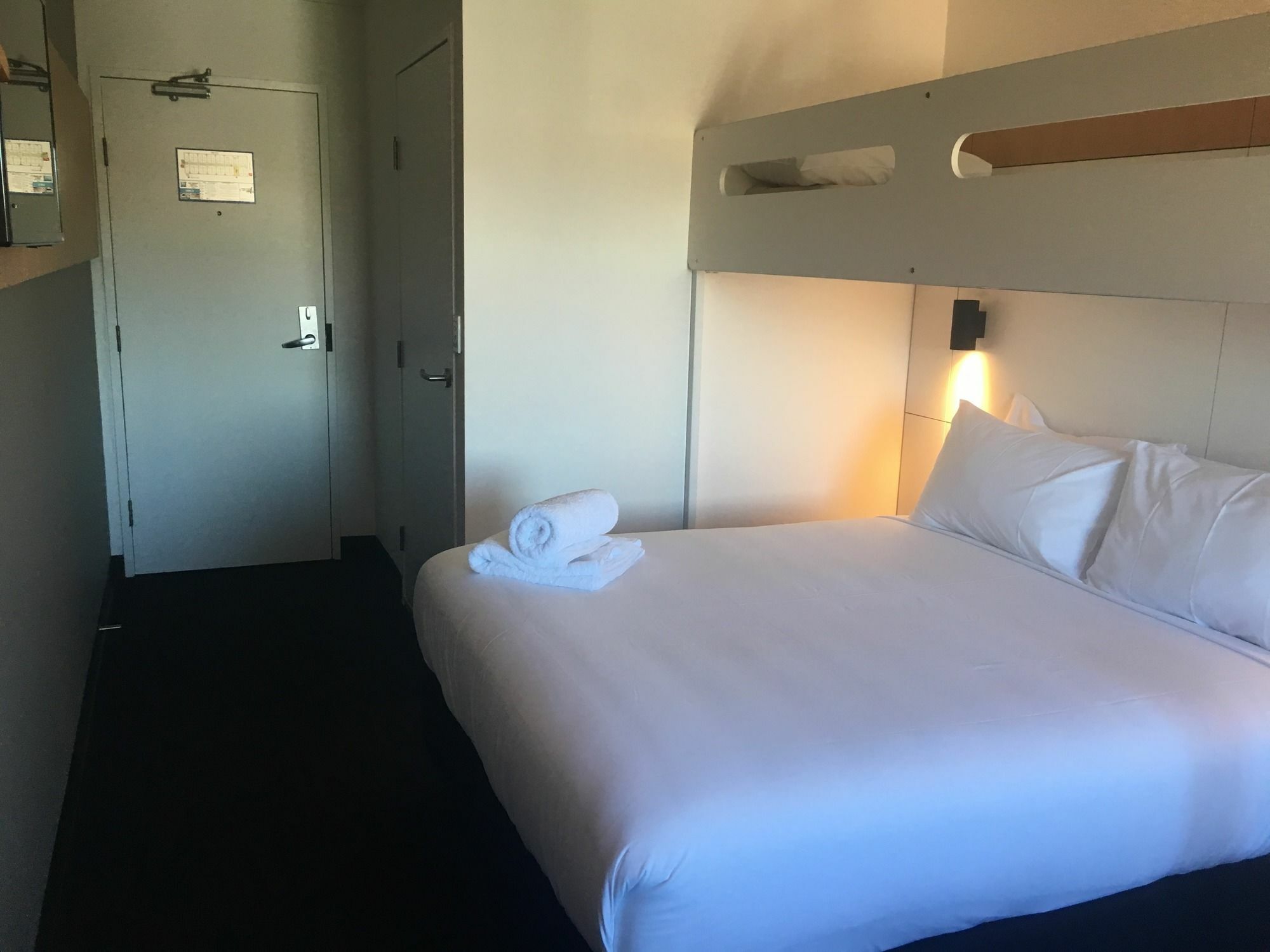 Ibis Budget - Casula Liverpool Esterno foto