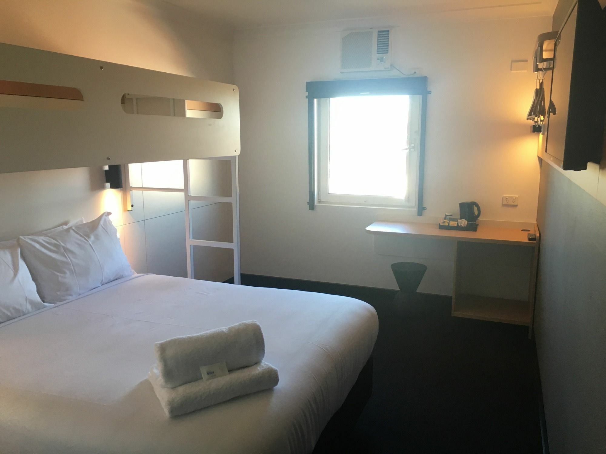 Ibis Budget - Casula Liverpool Esterno foto