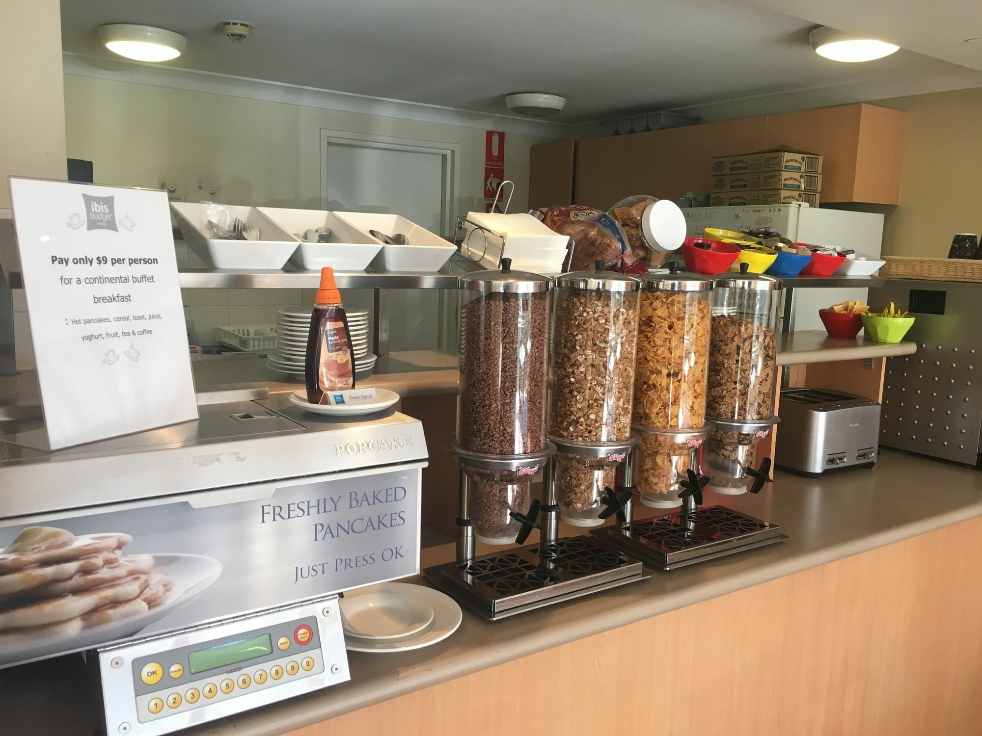 Ibis Budget - Casula Liverpool Esterno foto