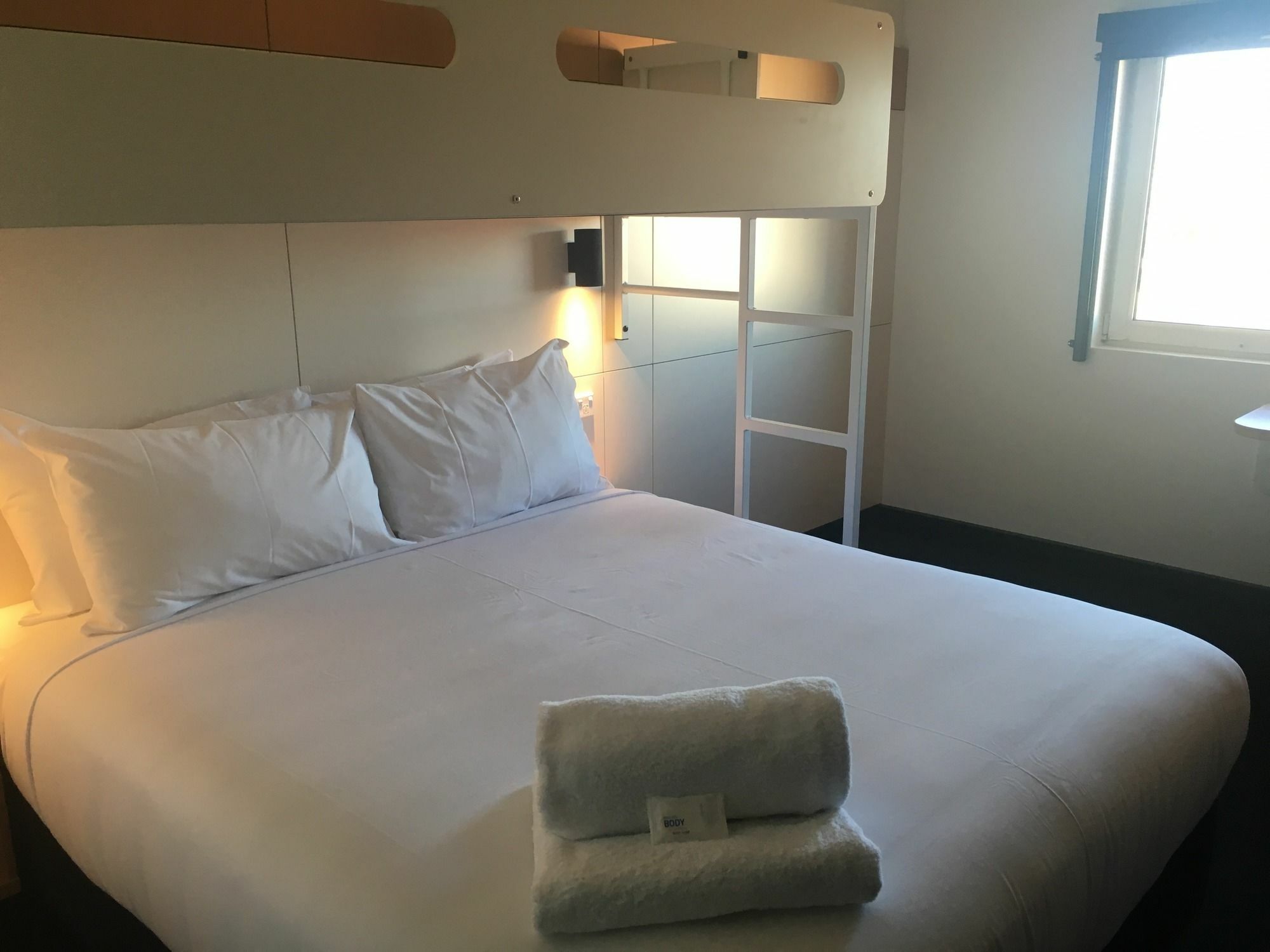 Ibis Budget - Casula Liverpool Esterno foto