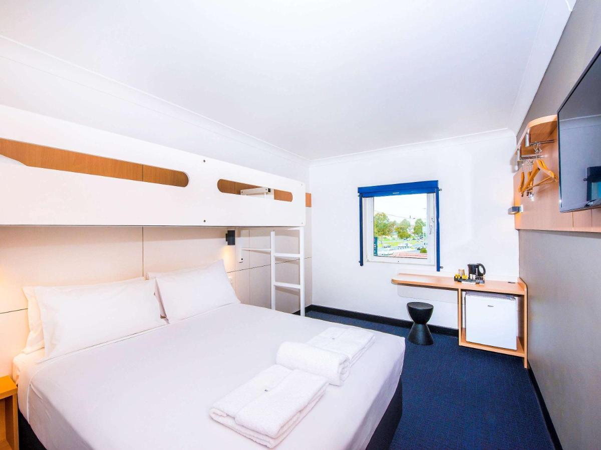 Ibis Budget - Casula Liverpool Esterno foto